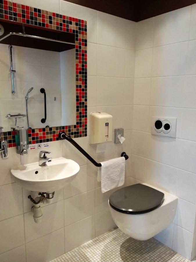 Hotel La Corniche 3*